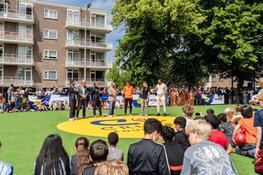 Soufiane Touzani opent nieuw Cruyff Court in Meppel